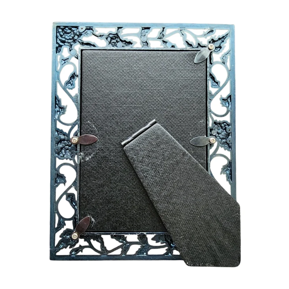 Frame photo silver tone filgree flower leaf & vine design glass front